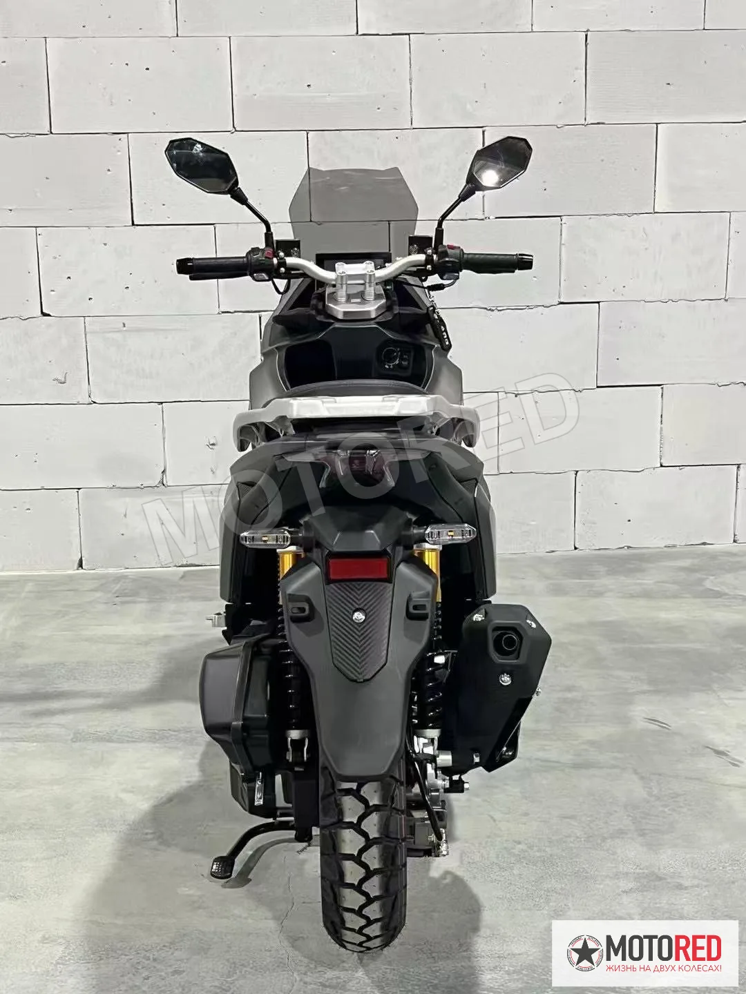 Tezza Osaka 180 EFI — живое фото