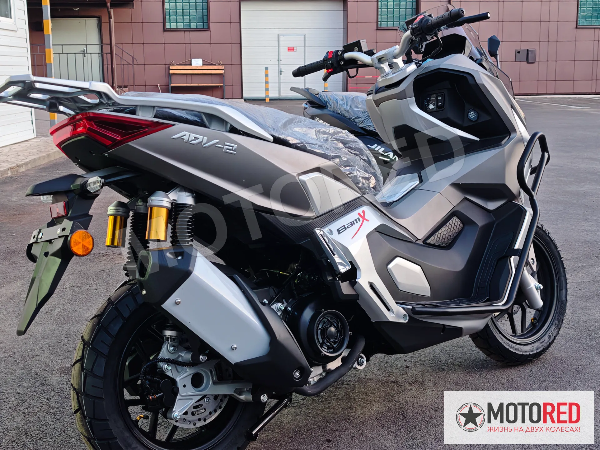ADV2 180 EFI 2026 — живое фото